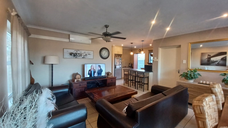 3 Bedroom Property for Sale in Protea Heights Western Cape